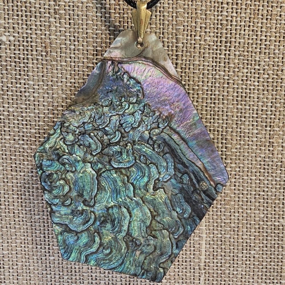 Iridescent Abalone Shell Pendant Necklace